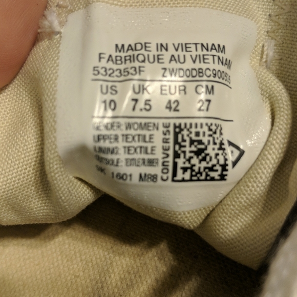 Converse sneakers - Picture 6 of 7